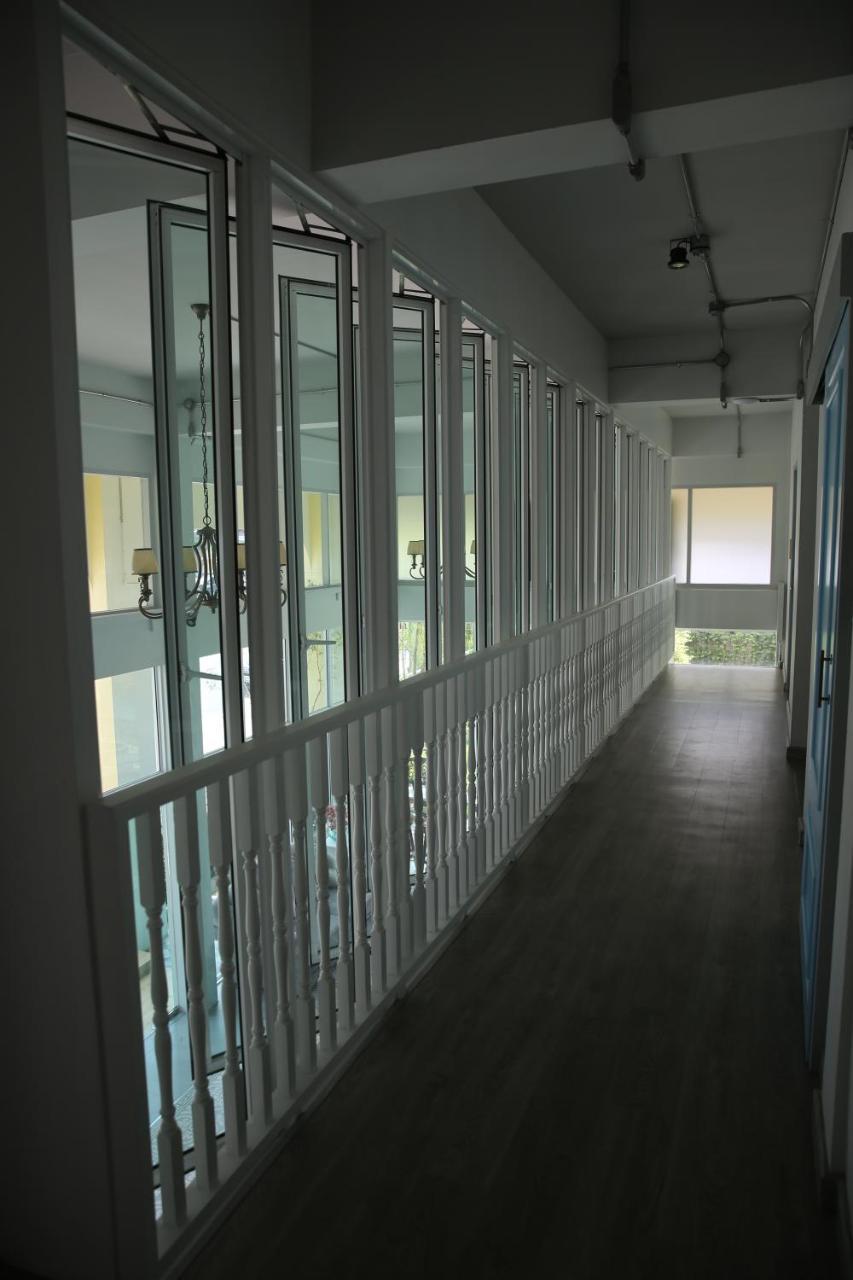 Latima Boutique Hostel Kanchanaburi Exterior photo